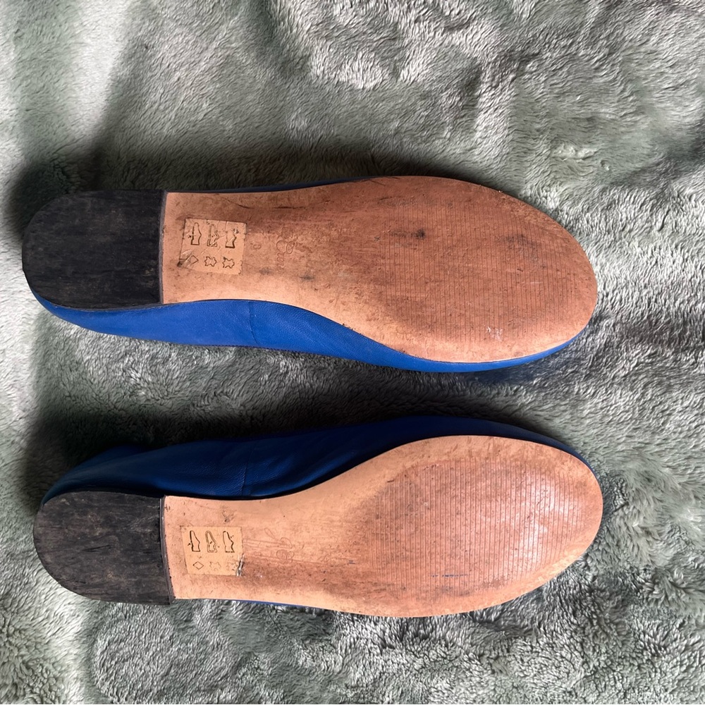 J. Crew Blue Flats Classic Slip-On Design - Picture 2 of 3